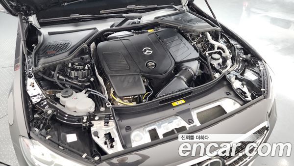 Mercedes-Benz E-Class 2026, фото 6