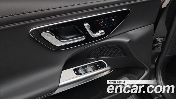 Mercedes-Benz E-Class 2026, фото 14