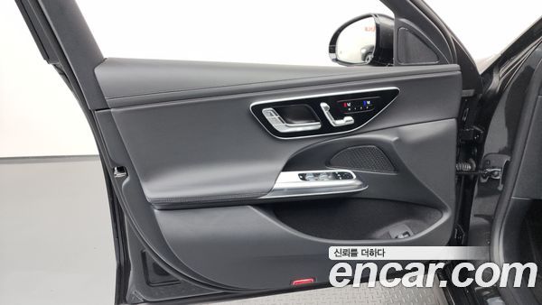 Mercedes-Benz E-Class 2026, фото 27