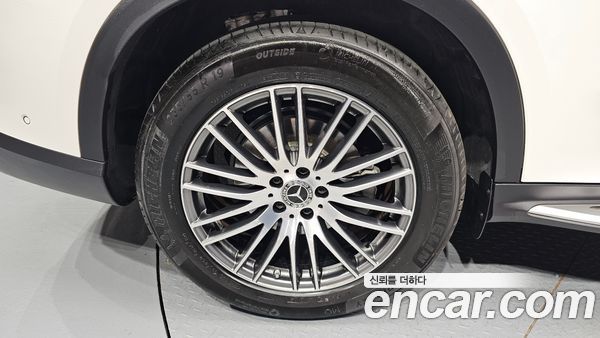 Mercedes-Benz GLC 2025, фото 5