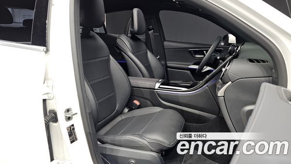 Mercedes-Benz GLC 2025, фото 17