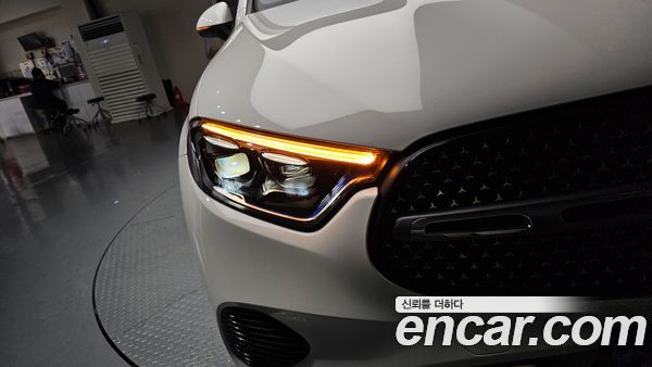 Mercedes-Benz GLC 2025, фото 8