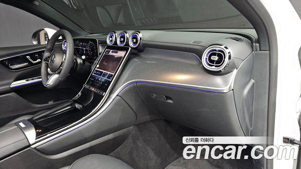 Mercedes-Benz GLC 2025, фото 30