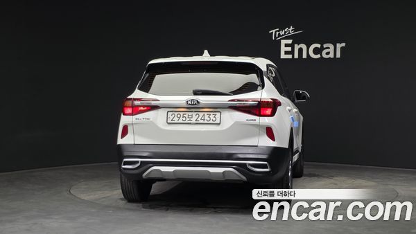 Kia Seltos 2022, фото 4
