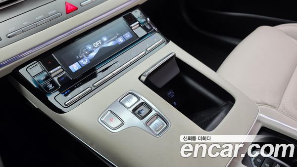 Hyundai Grandeur 2023, фото 9