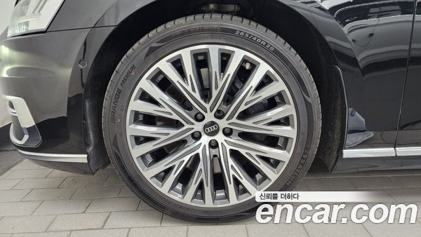 Audi A8 2021, фото 5