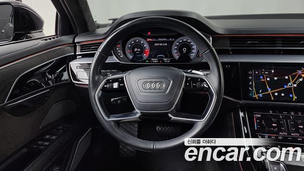 Audi A8 2021, фото 13