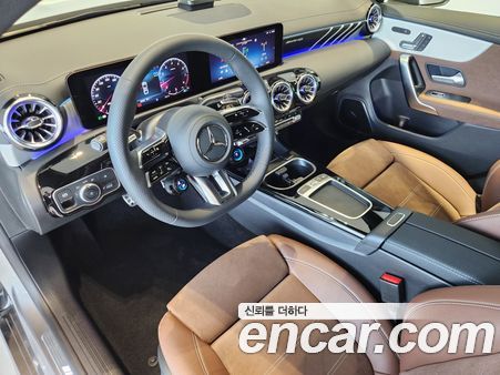 Mercedes-Benz CLA 2026, фото 12