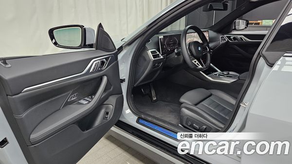 BMW 4 Series 2025, фото 12