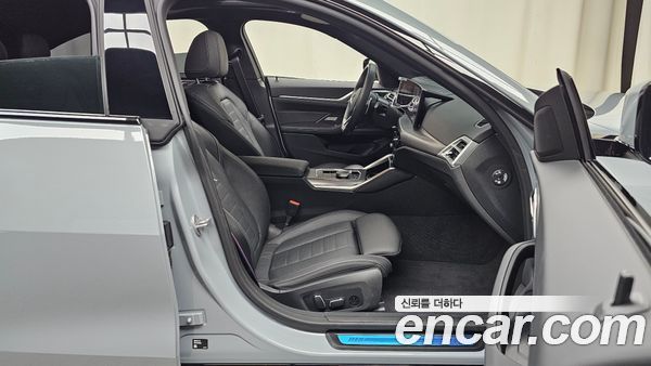 BMW 4 Series 2025, фото 15