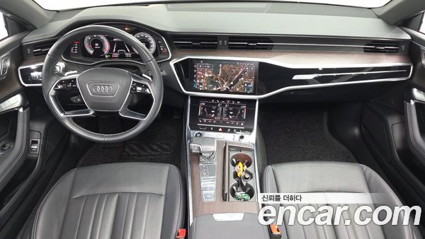 Audi A7 2022, фото 10