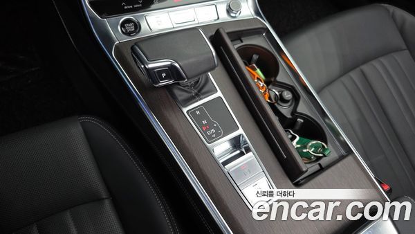 Audi A7 2022, фото 12