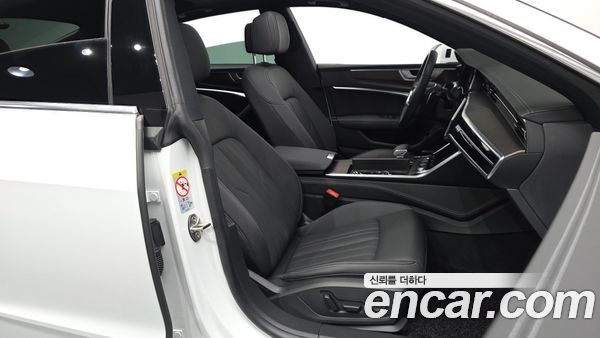Audi A7 2022, фото 18