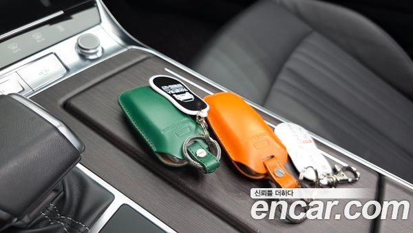 Audi A7 2022, фото 16