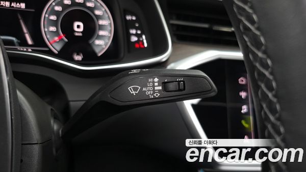 Audi A7 2022, фото 30