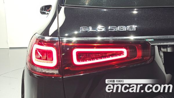 Mercedes-Benz GLS 2022, фото 9