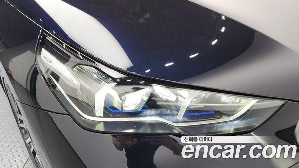 BMW 5 Series 2025, фото 8