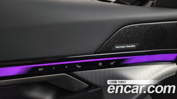 BMW 5 Series 2025, фото 29