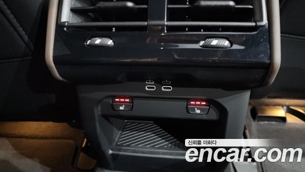 BMW 5 Series 2025, фото 31