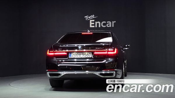 BMW 7 Series 2022, фото 4