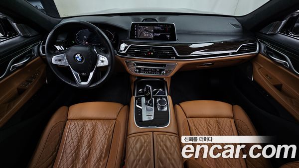 BMW 7 Series 2022, фото 10