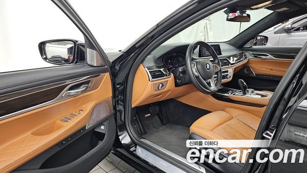 BMW 7 Series 2022, фото 13