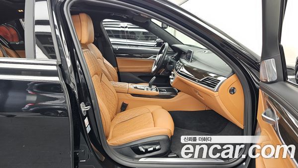 BMW 7 Series 2022, фото 17