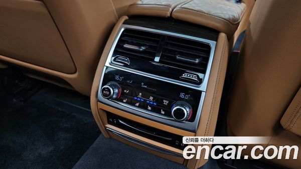 BMW 7 Series 2022, фото 31