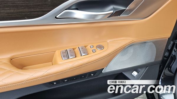 BMW 7 Series 2022, фото 35