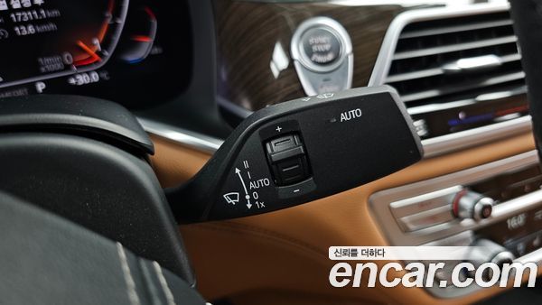 BMW 7 Series 2022, фото 36