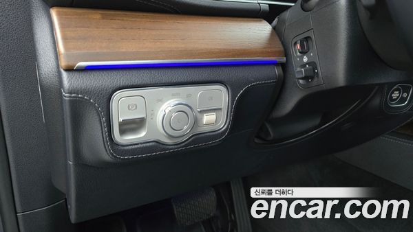 Mercedes-Benz GLE 2021, фото 25