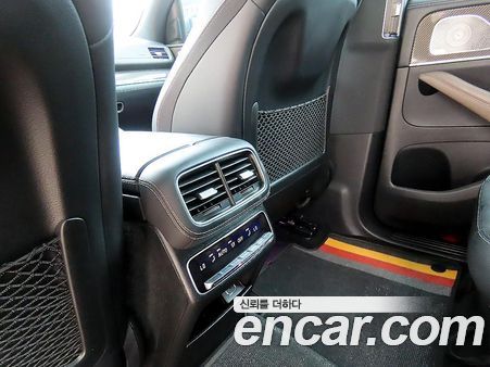 Mercedes-Benz GLE 2023, фото 16