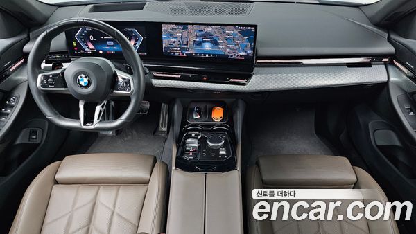 BMW 5 Series 2024, фото 9