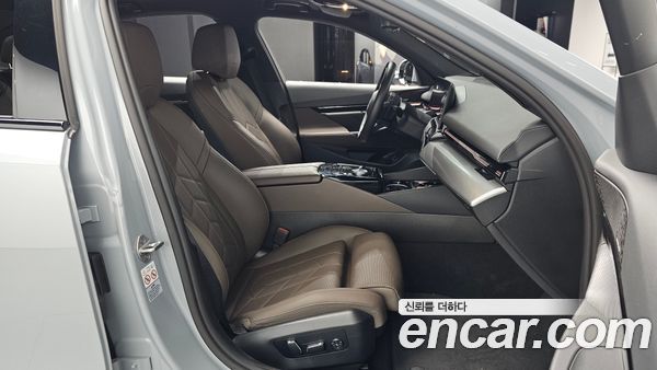BMW 5 Series 2024, фото 15
