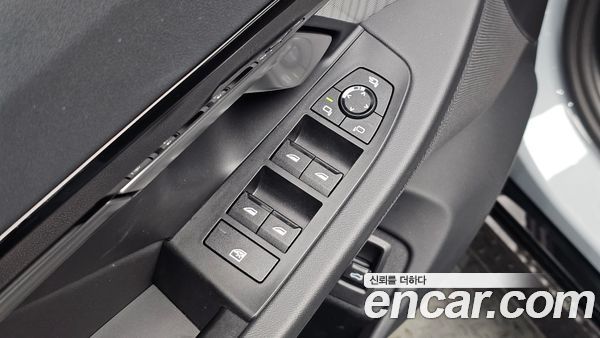 BMW 5 Series 2024, фото 29