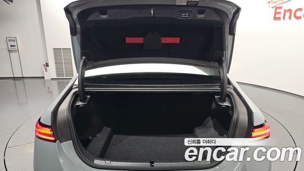 BMW 5 Series 2024, фото 32
