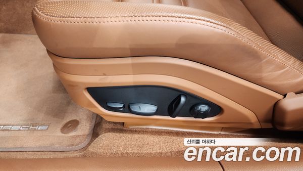 Porsche Panamera 2023, фото 31