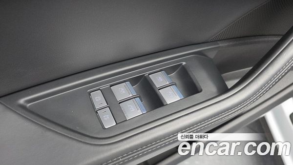 Audi e-tron 2022, фото 31