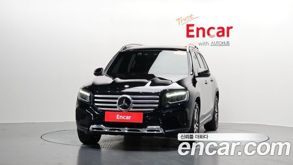 Mercedes-Benz GLB 2024, фото 2