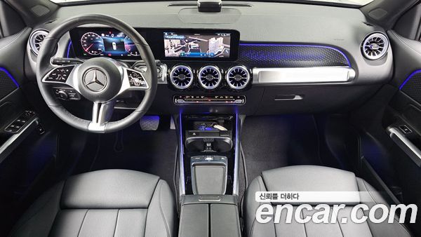 Mercedes-Benz GLB 2024, фото 9