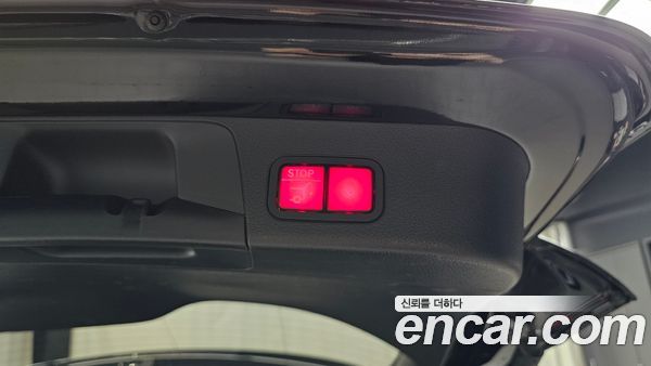 Mercedes-Benz GLB 2024, фото 20