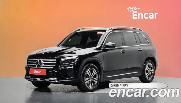 Mercedes-Benz GLB 2024, фото 30