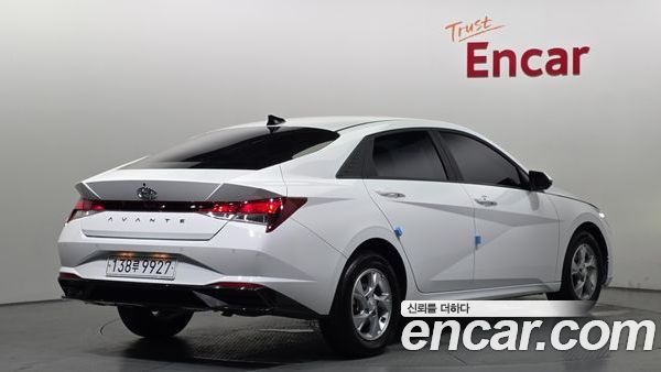 Hyundai Elantra 2021, фото 2
