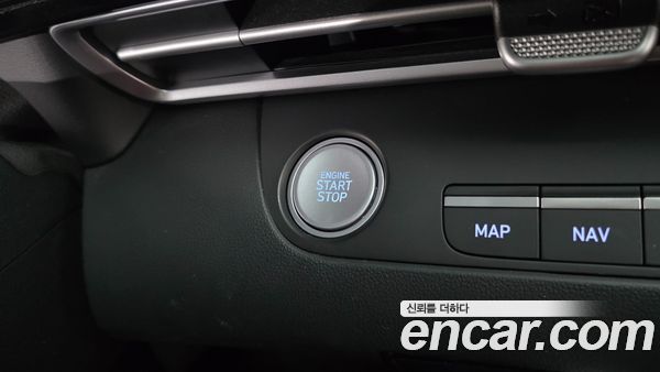 Hyundai Elantra 2021, фото 27