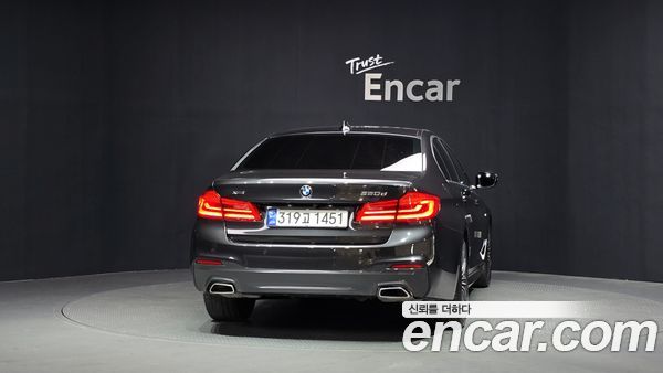 BMW 5 Series 2020, фото 4