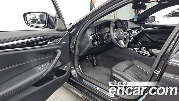 BMW 5 Series 2020, фото 13