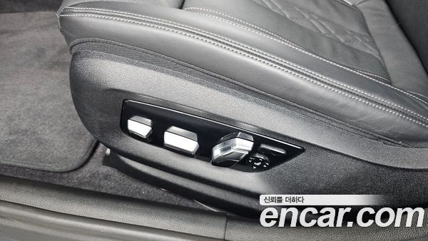 BMW 5 Series 2020, фото 31