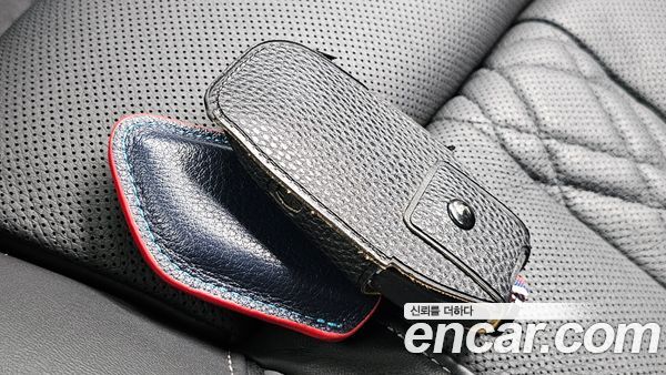 BMW 5 Series 2020, фото 32