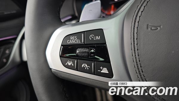BMW 5 Series 2020, фото 34