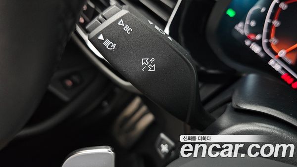 BMW 5 Series 2020, фото 35
